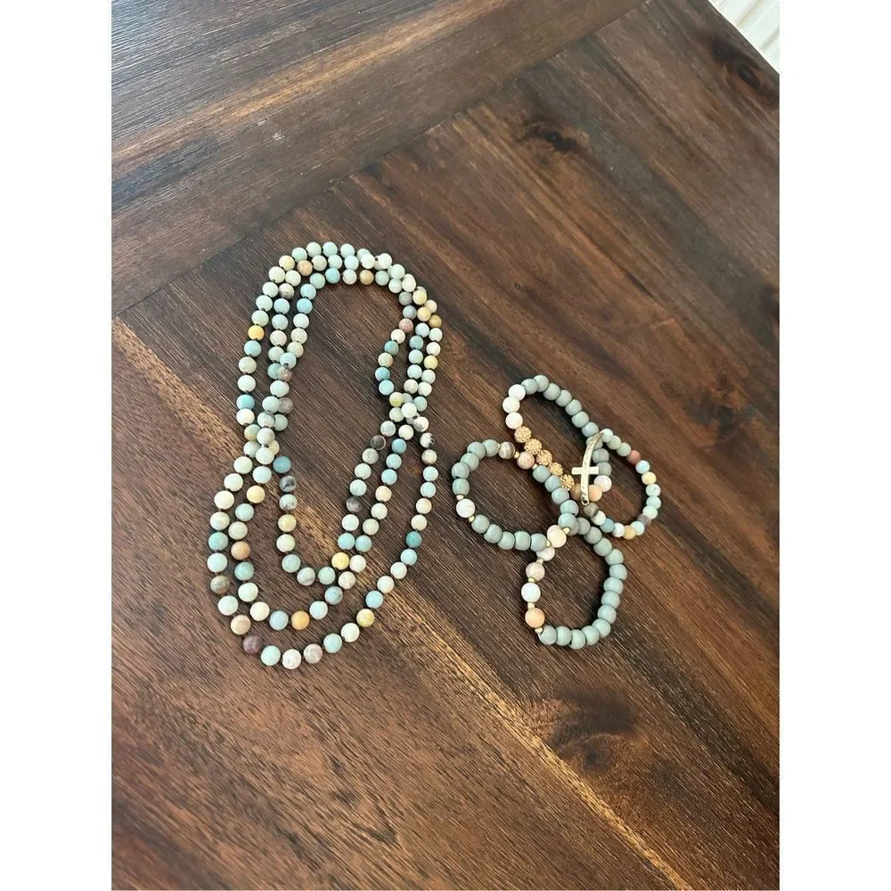 Matte bead necklace snd bracelet set